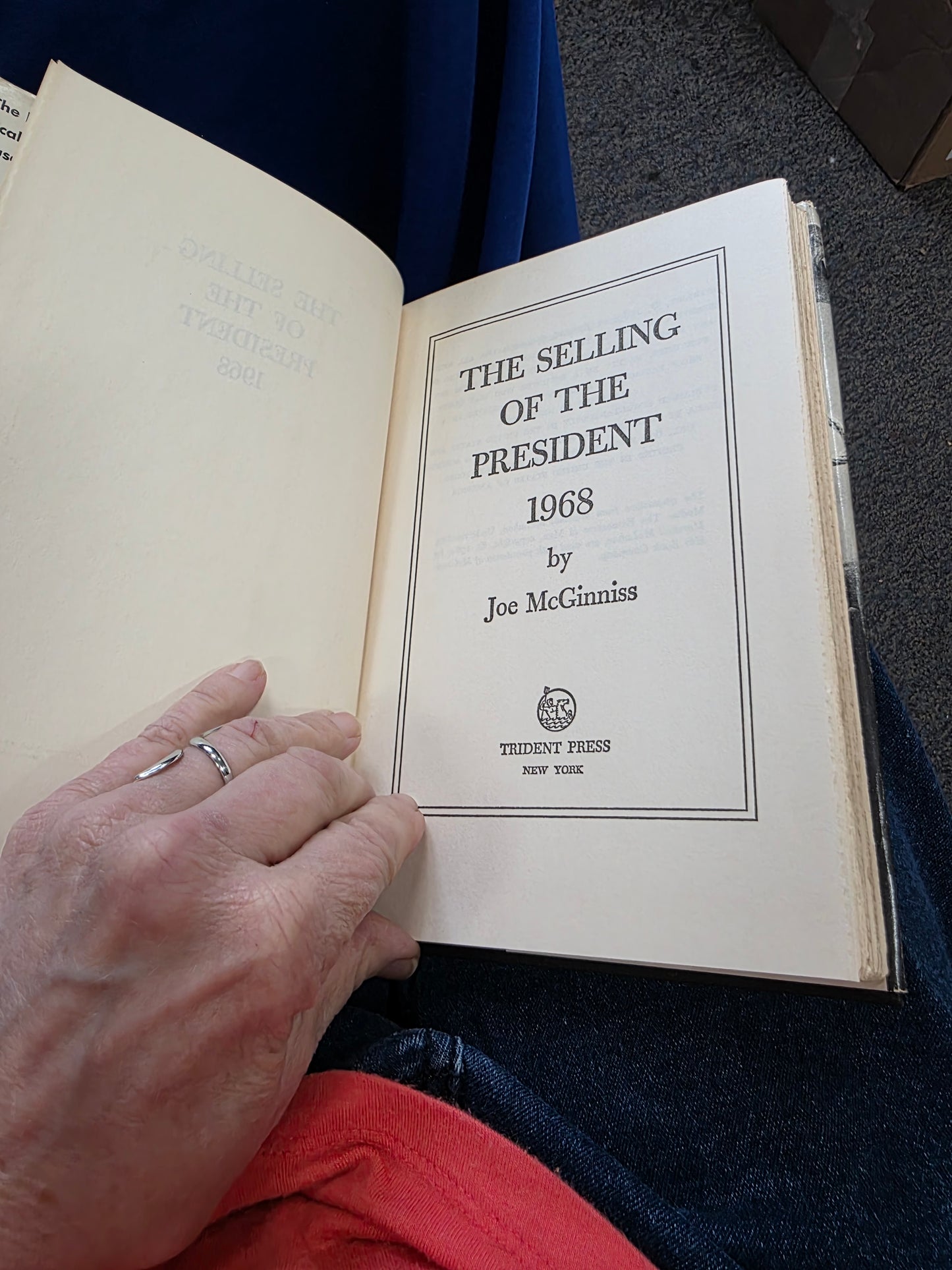 THE SELLING OF THE PRESIDENT 1968 BY JOE MCGINNISS-USED , FAIR, POL