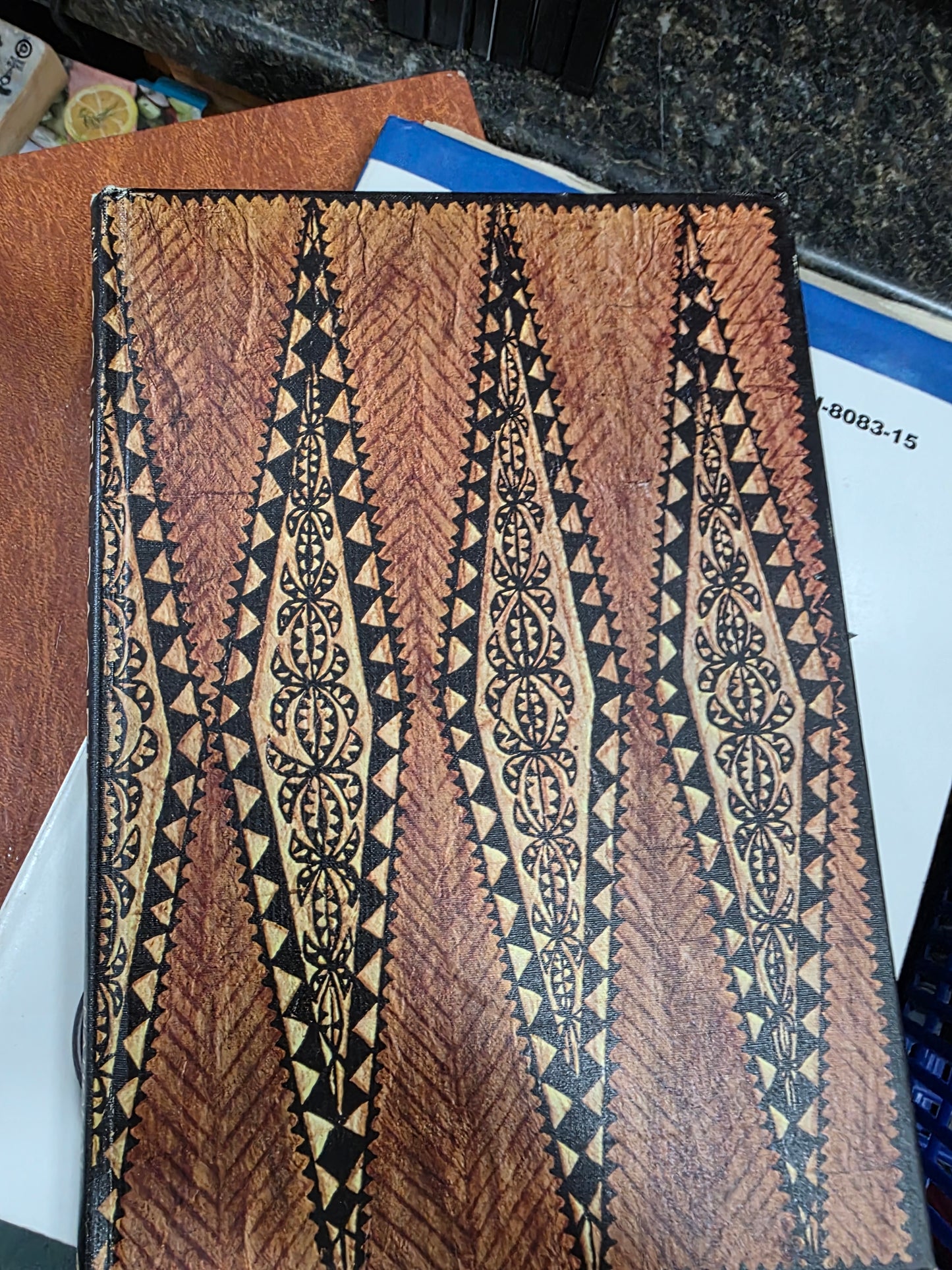THE SOUTH PACIFIC NATIIONAL GEOGRAPHICAL SOCIETY-USED GOOD TRA