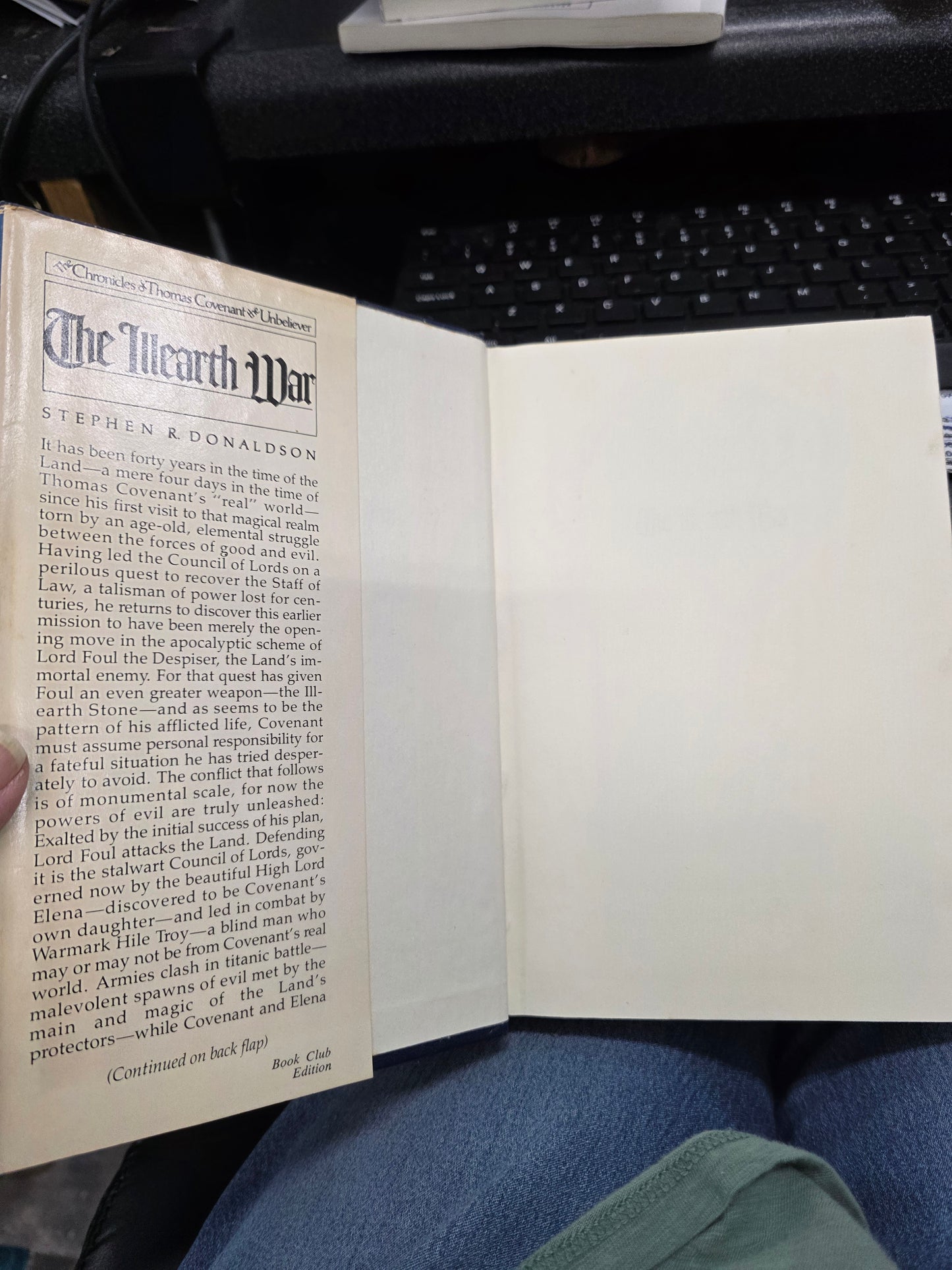 The Illearth War (Book Two of the First Chronicles)-USED GOOD