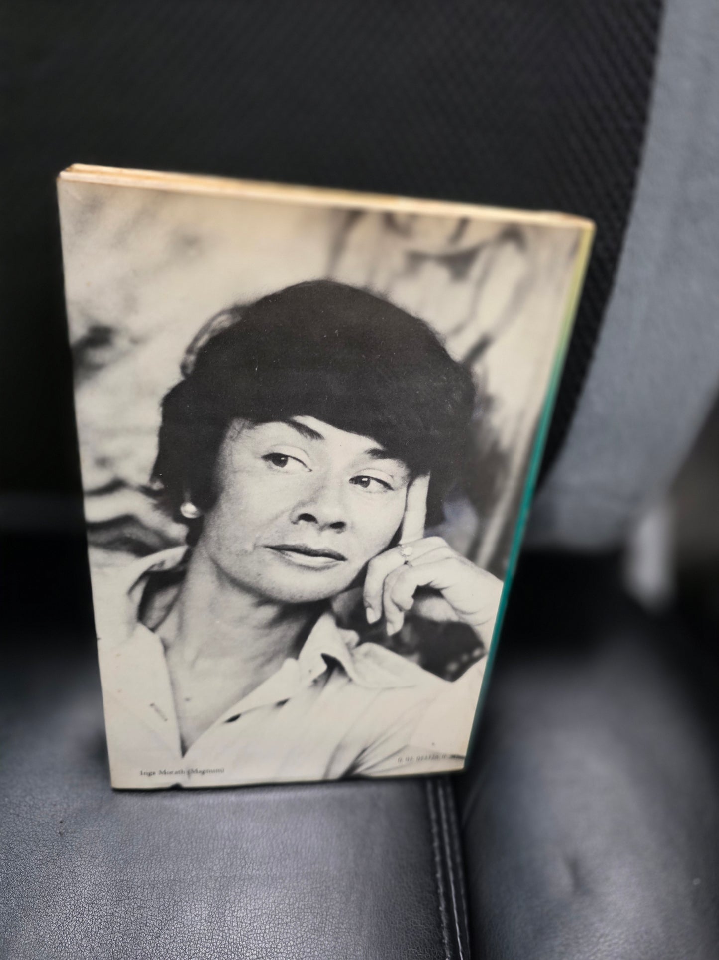 Island in Time: A Memoir of Childhood      Author: Olga Carlisle