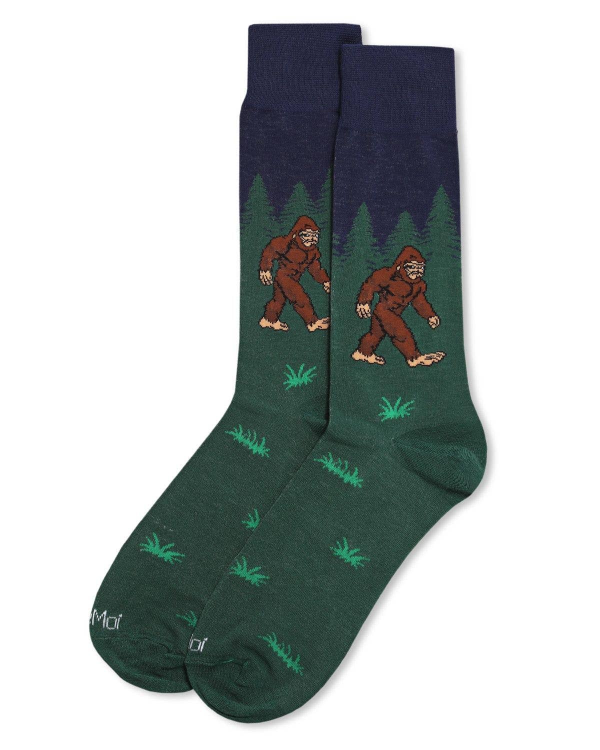 Men's Bigfoot is Real Bamboo Blend Novelty Crew Sock: Navy / 10 13