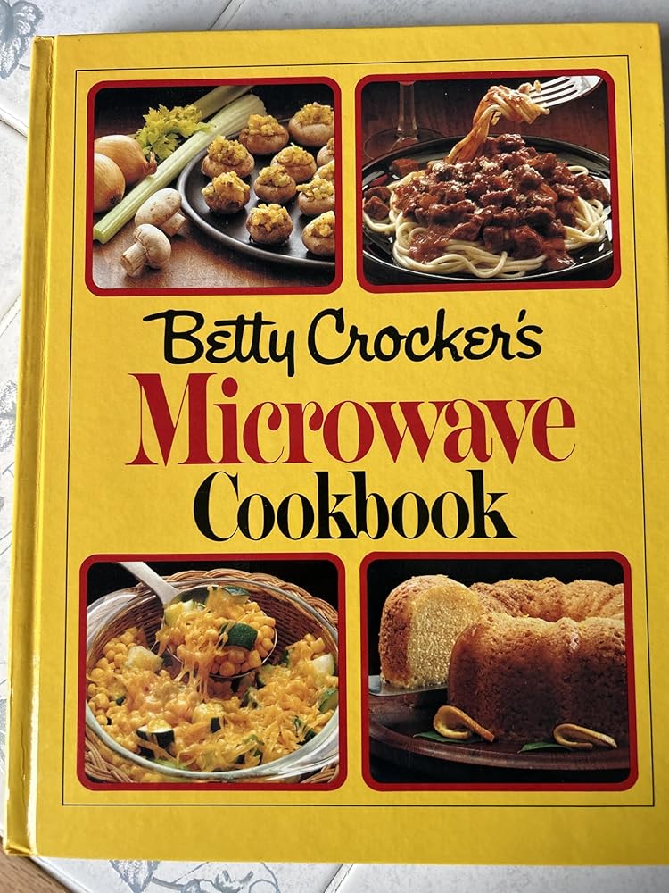 Betty Crocker's Microwave Cookbook cover image