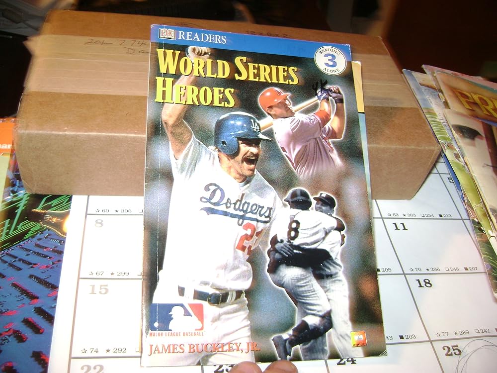 World Series Heroes (MLB Readers, Level 3) cover image